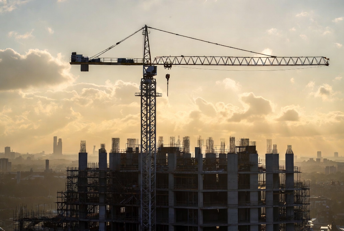Site operations workflow for construction teams